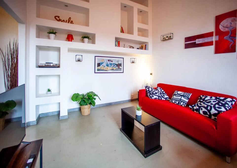 Apartamento Red House Ostiense Historic Building Roma Exterior foto